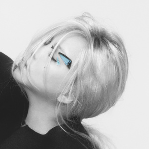 女性向纯爱片av播放
